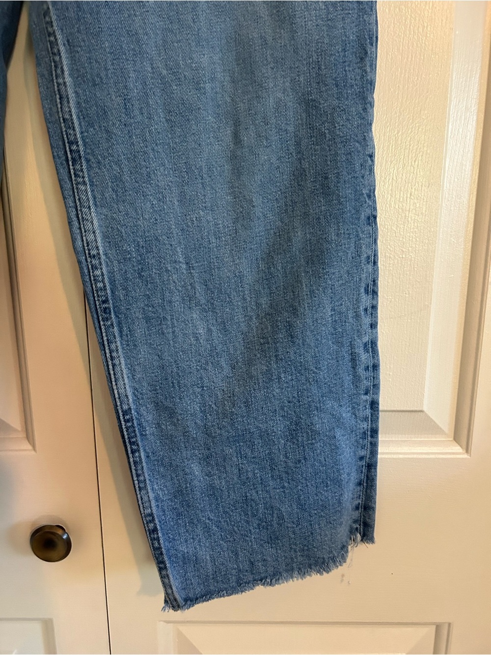 Everlane The Way High Jean Straight Leg Raw Hem Medium Blue Wash, Size 31 - Picture 5 of 10
